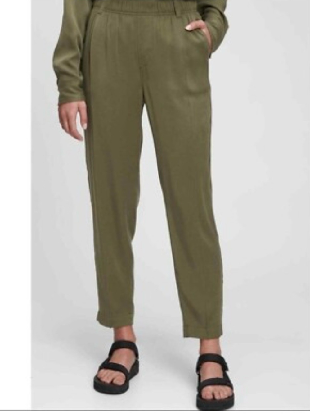 GAP Olive Utility Pull-On Pants